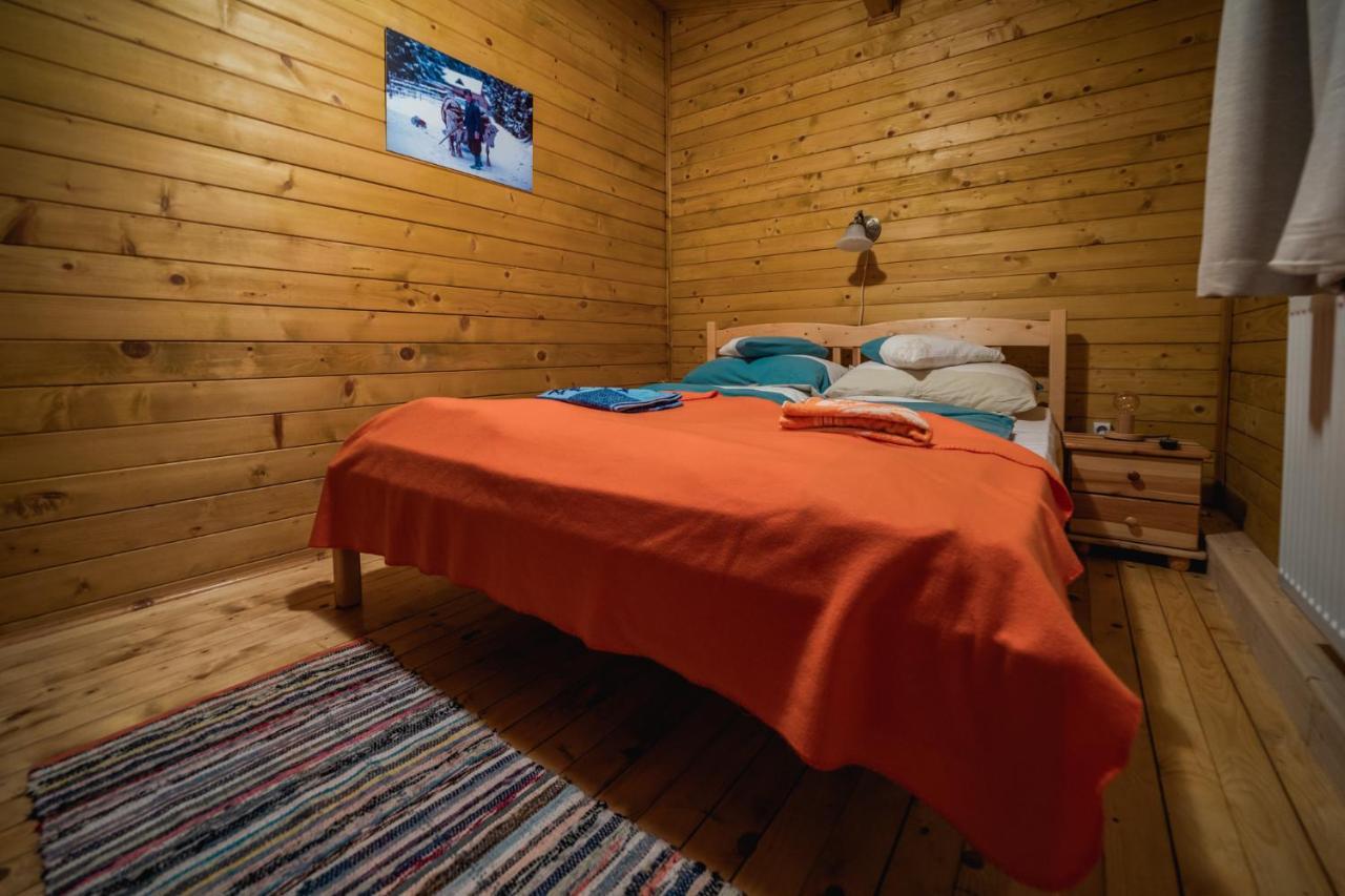 Biotour Camping & Restaurant Ghimeş-Făget Buitenkant foto