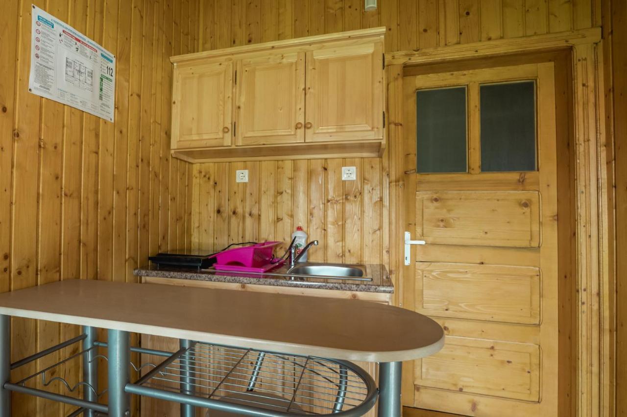 Biotour Camping & Restaurant Ghimeş-Făget Buitenkant foto